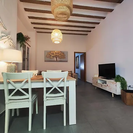 Del Mercado Little Apartment